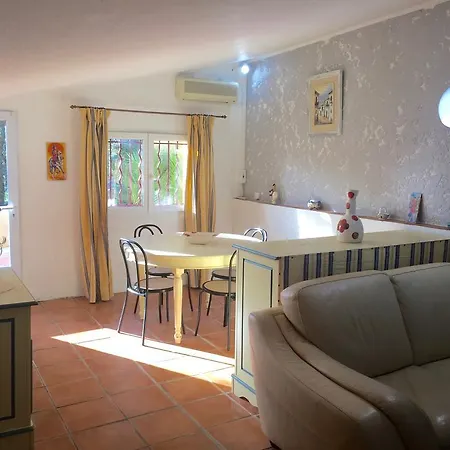 아파트 La Petite Maison D'athenopolis 그리모